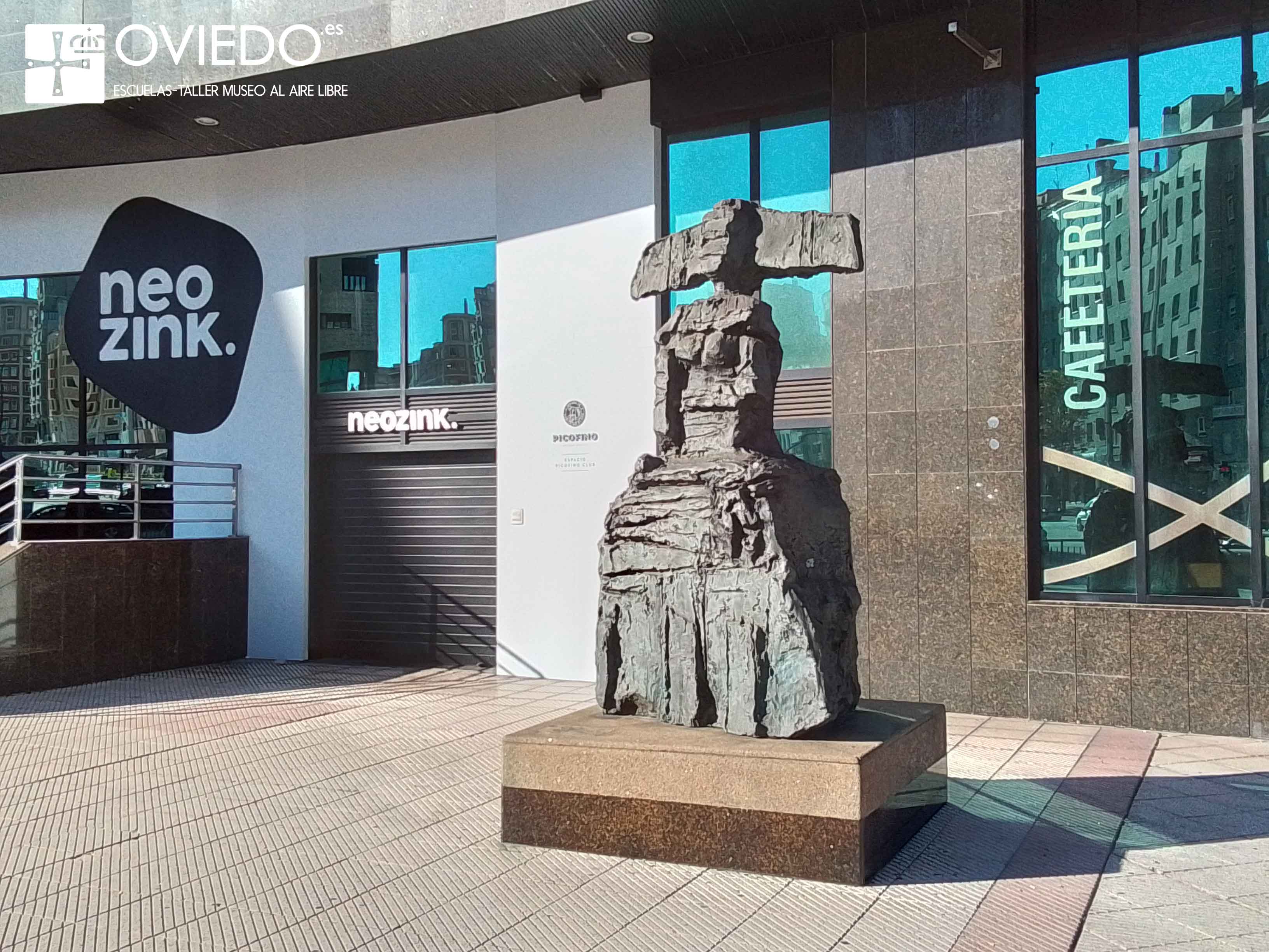 Escultura Menina